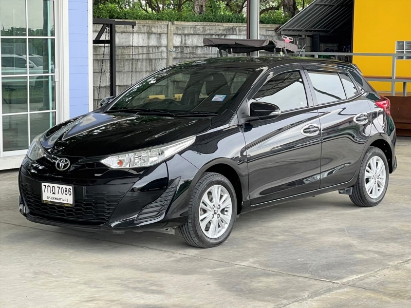 2018 TOYOTA YARIS 1.2 E