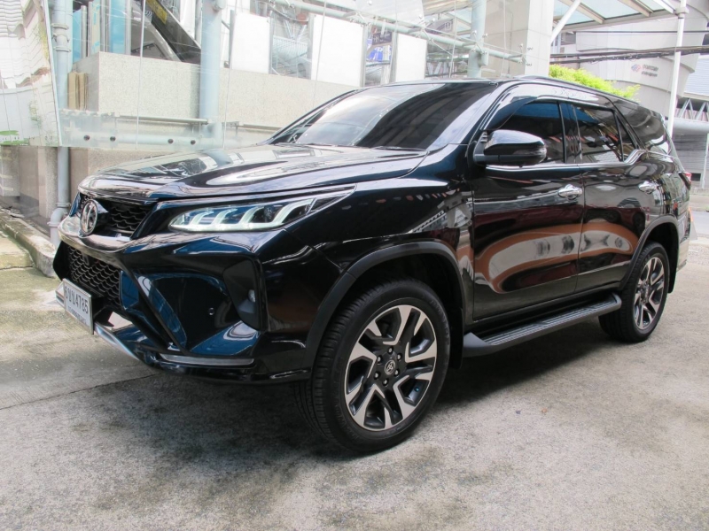 2025 TOYOTA FORTUNER 2.4 LEGENDER 2WD
