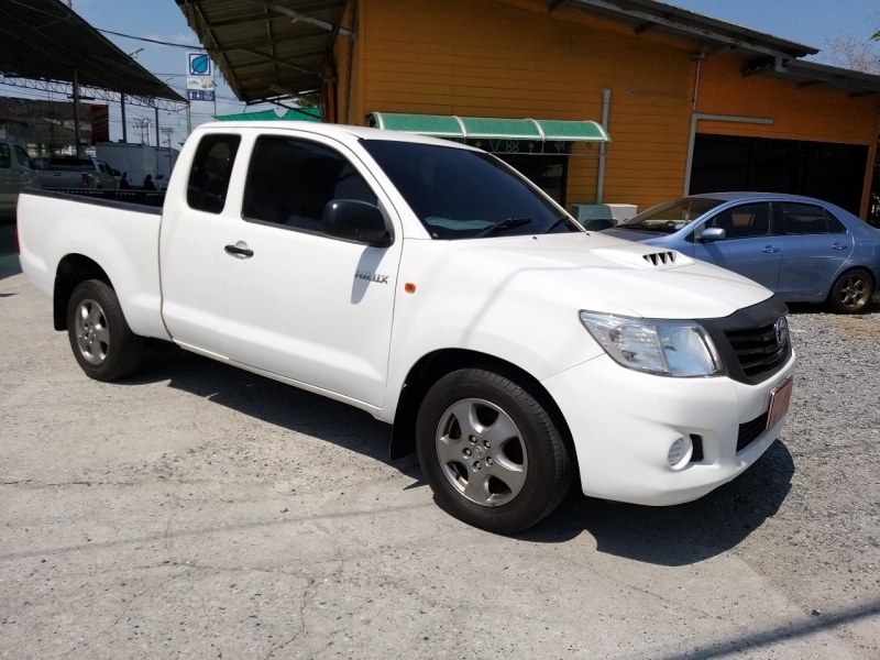 2014 TOYOTA HILUX VIGO 2.5 J SMART CAB