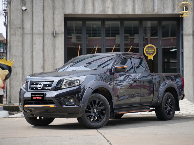 2020 NISSAN NAVARA NP300 KING CAB 2.5 E CALIBRE Black Edition