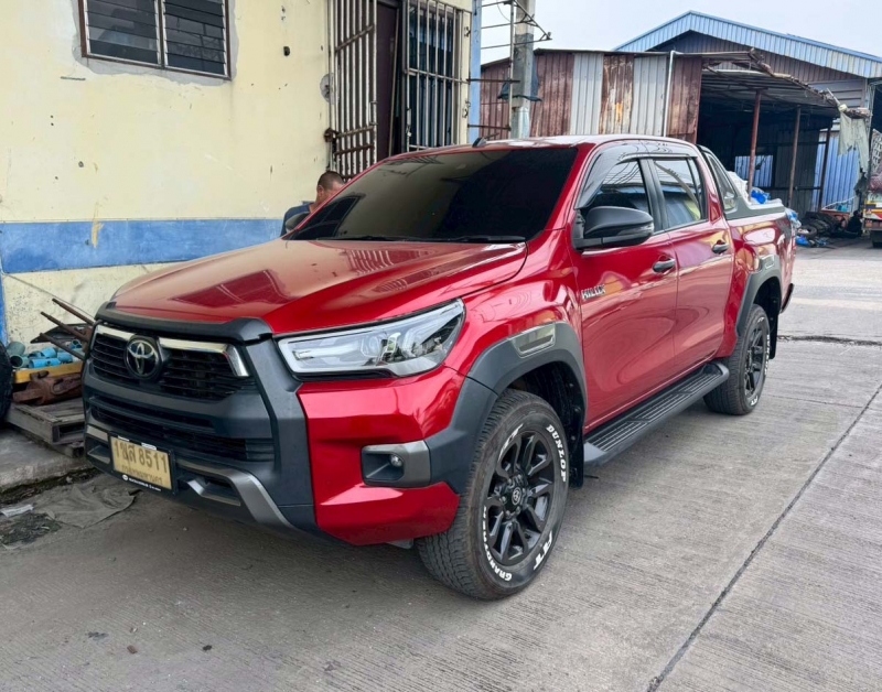 2021 TOYOTA HILUX REVO ROCCO 2.4 Double Cab Prerunner