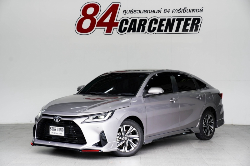 2024 TOYOTA YARIS ATIV Premium