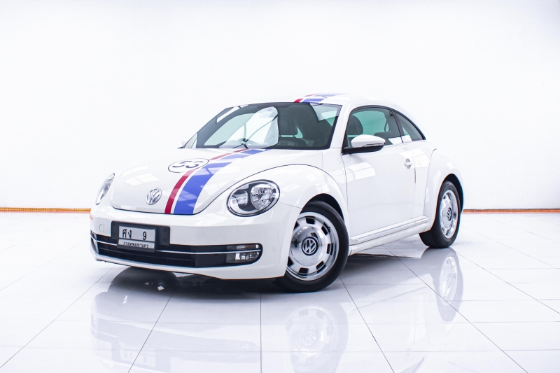 2014 VOLKSWAKEN BEETLE