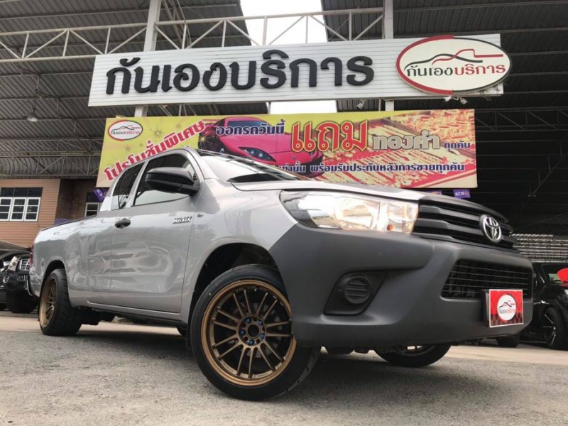 2016 TOYOTA HILUX REVO