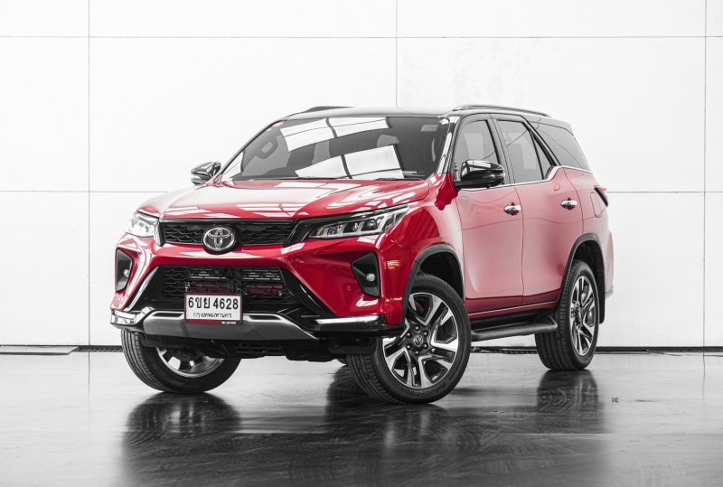 2021 TOYOTA FORTUNER 2.4 LEGENDER 4WD