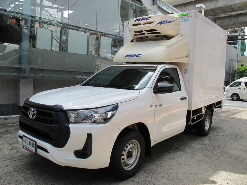 2021 TOYOTA HILUX REVO 2.4 Entry Smartcab Prerunner