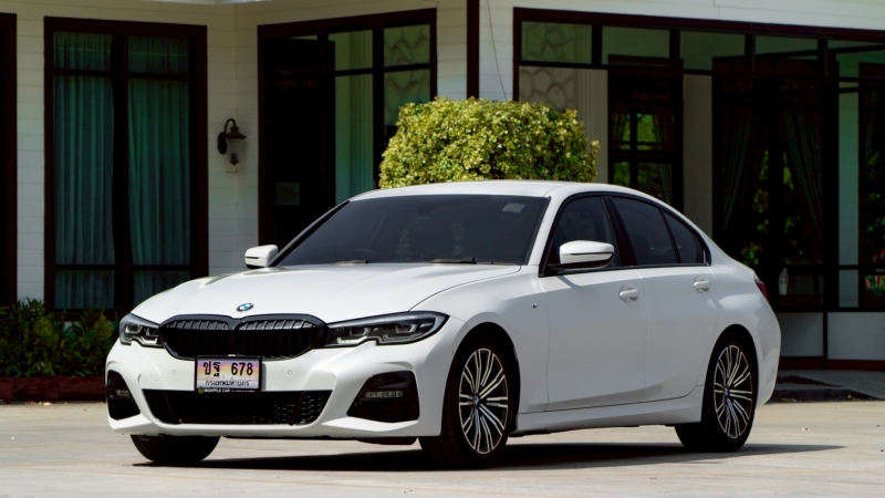 2019 BMW SERIES 3 330i M Sport