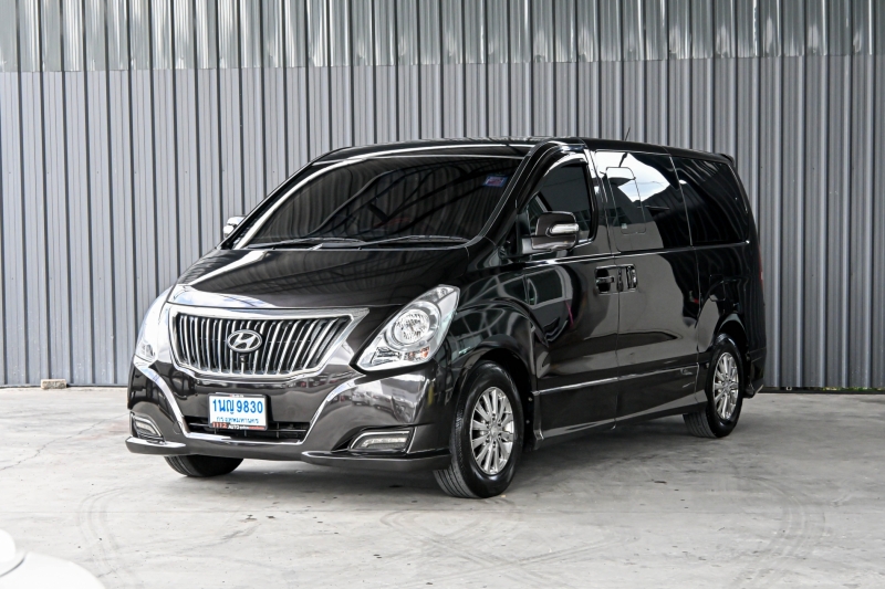 2018 HYUNDAI H-1 2.5 DELUXE