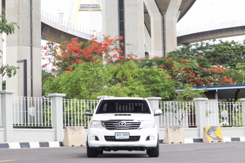 2014 TOYOTA HILUX VIGO 2.5 E SMART CAB