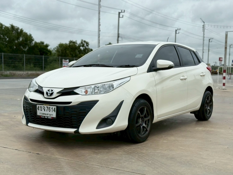 2018 TOYOTA YARIS 1.2 E
