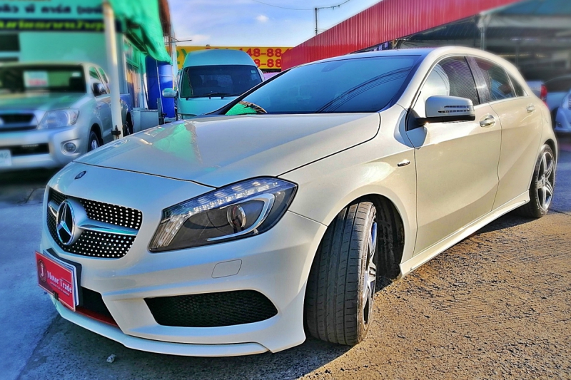 2016 BENZ A-CLASS A250