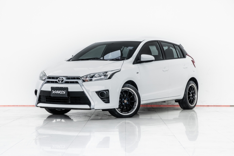 2014 TOYOTA YARIS 1.2 E