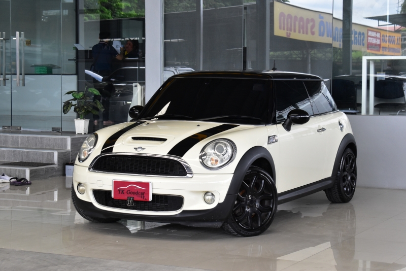 2010 MINI COUPE Cooper S