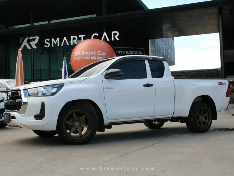 2022 TOYOTA HILUX REVO 2.4 J Smartcab