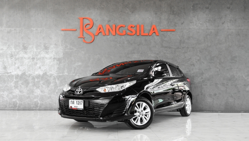 2019 TOYOTA YARIS 1.2 E