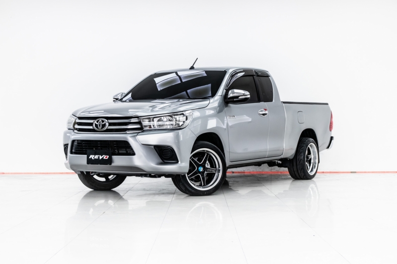 2015 TOYOTA HILUX REVO 2.4 E Smartcab