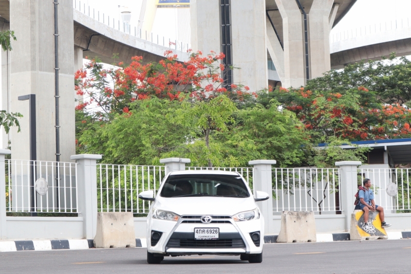 2015 TOYOTA YARIS 1.2 G