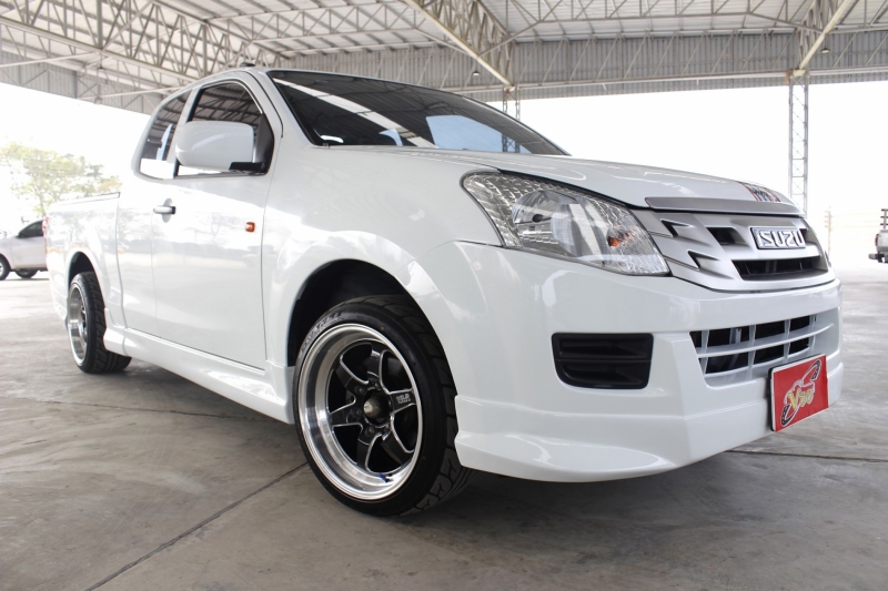 2015 ISUZU D-MAX โฉมสอง (12-19) SPACE CAB 2.5 S