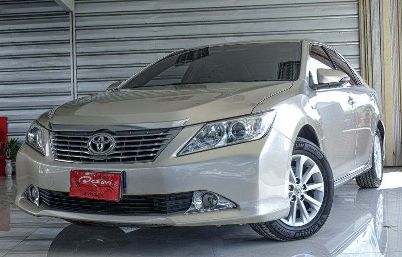2015 TOYOTA CAMRY 2.0 G