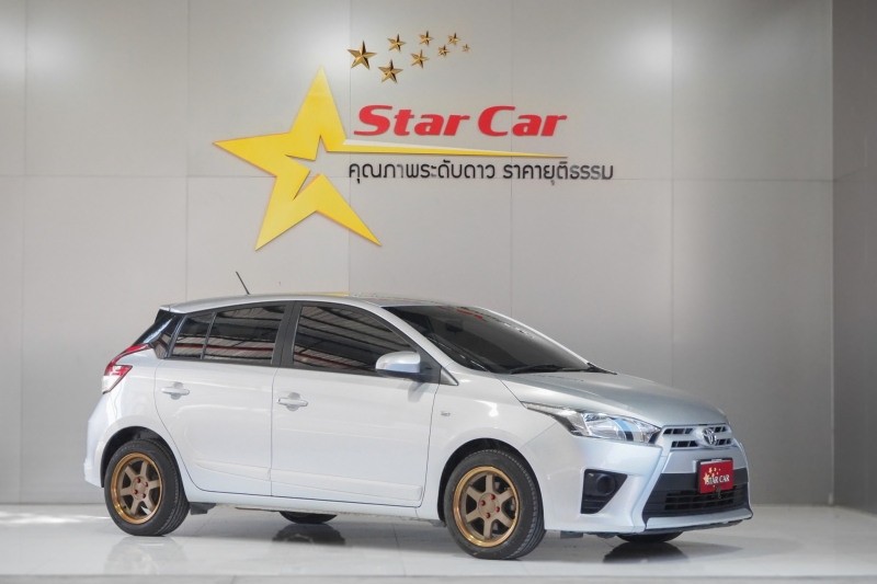 2016 TOYOTA YARIS 1.2 E