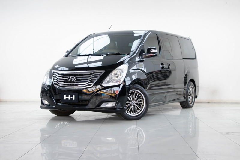 2014 HYUNDAI H-1 2.5 DELUXE