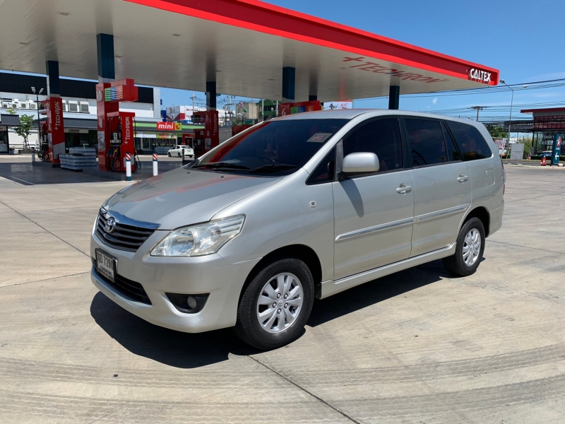 2012 TOYOTA INNOVA 2.0 G