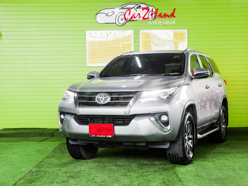 2017 TOYOTA FORTUNER 2.4 V