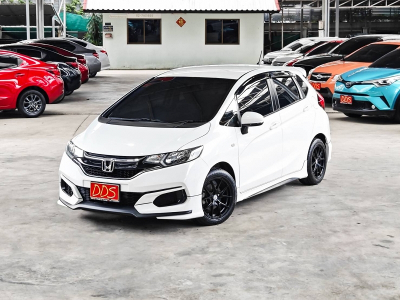 2019 HONDA JAZZ 1.5 S i-VTEC