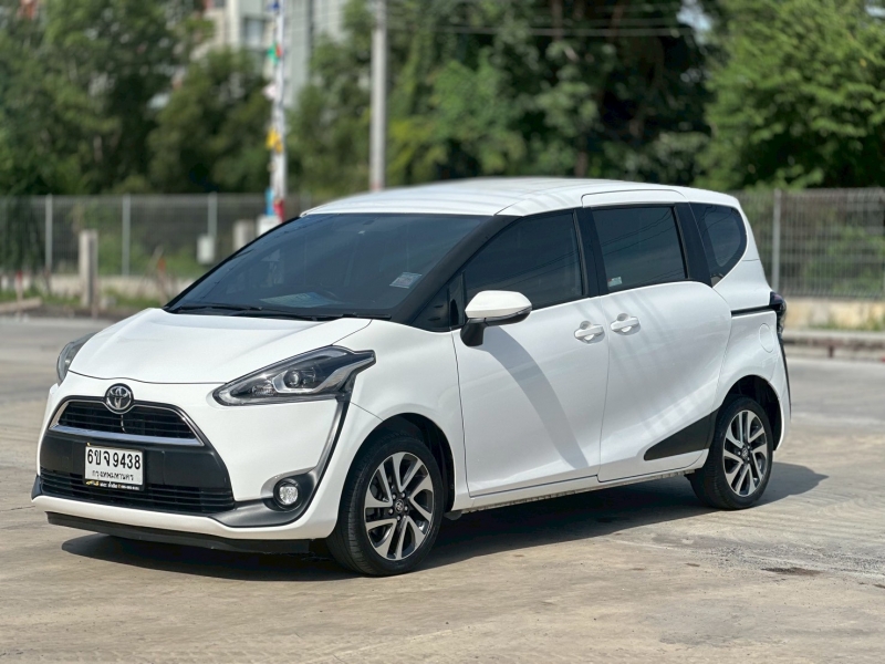 2016 TOYOTA SIENTA 1.5 V