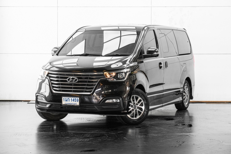 2018 HYUNDAI H-1 2.5 DELUXE