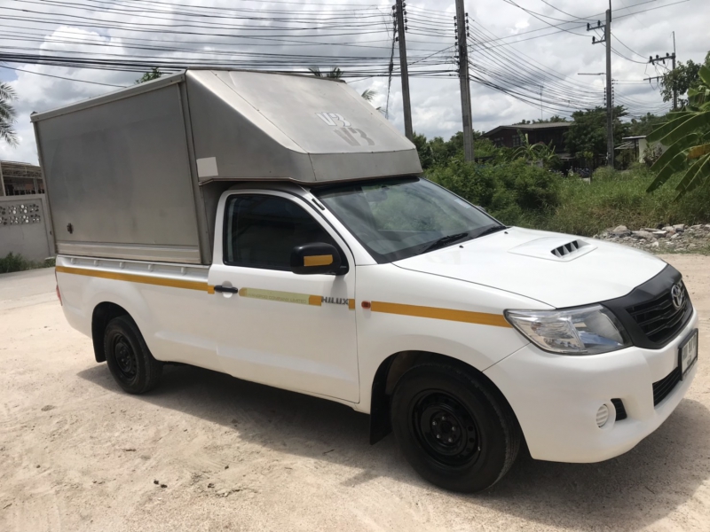 2013 TOYOTA HILUX VIGO 2.5 G SINGLE