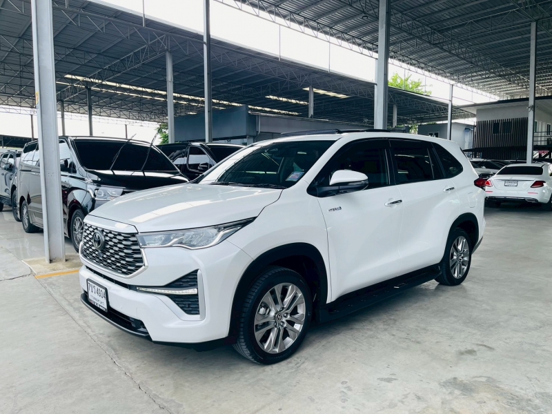2024 TOYOTA INNOVA HEV PREMIUM