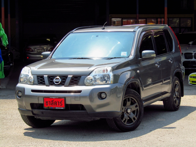 2010 NISSAN X-TRAIL 2.0