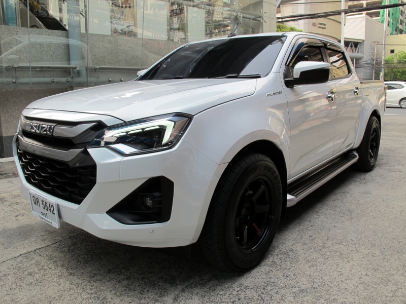 2025 ISUZU D-Max 2020-ปัจจุบัน Hi-Lander CAB4 1.9 M