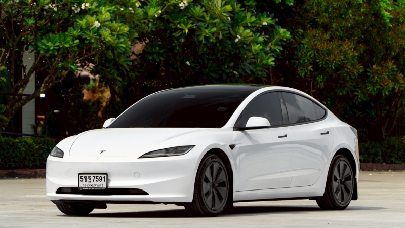 2024 TESLA Model 3 Long Range