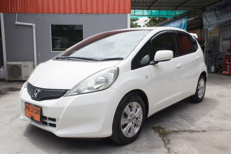 2011 HONDA JAZZ 1.5 V i-VTEC