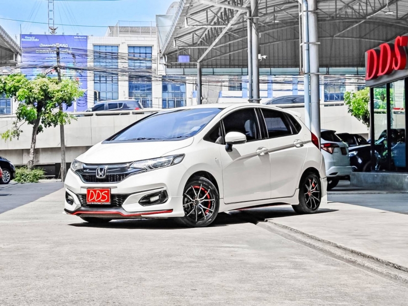 2019 HONDA JAZZ 1.5 V i-VTEC