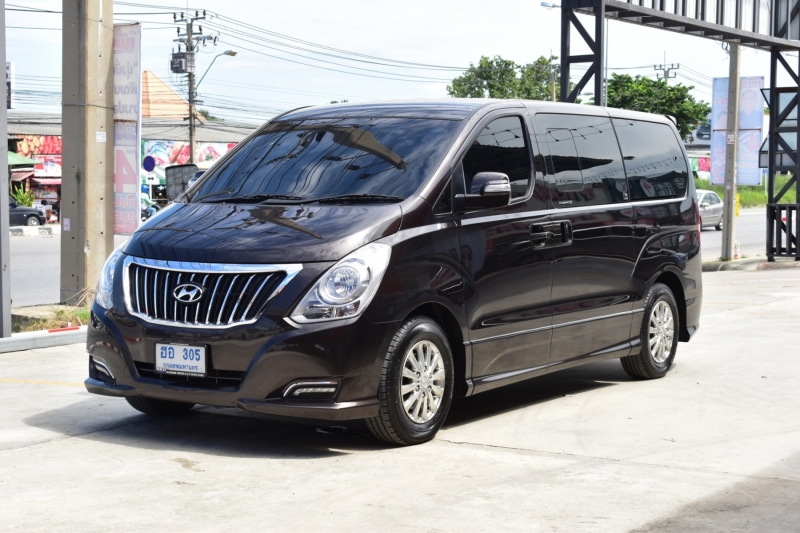 2018 HYUNDAI H-1 2.5 ELITE