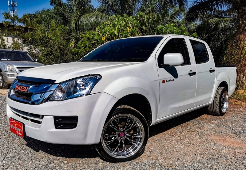 2015 ISUZU D-MAX โฉมสอง (12-19) CAB4 2.5 L
