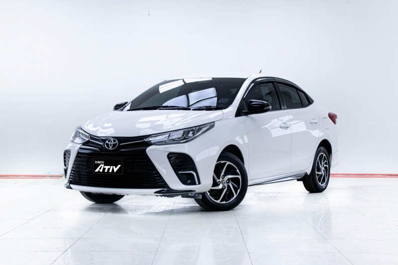 2022 TOYOTA YARIS ATIV Sport