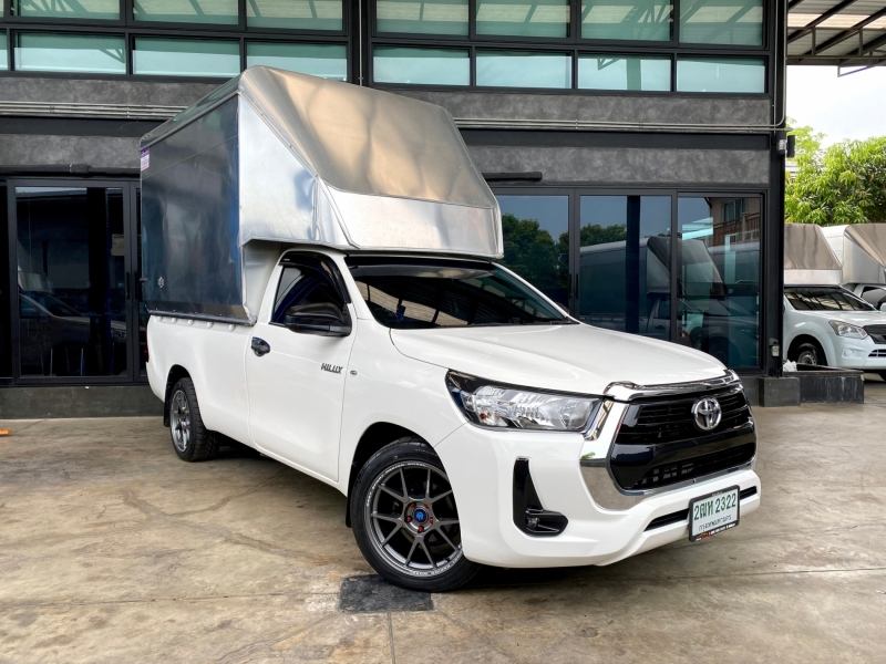 2018 TOYOTA HILUX REVO