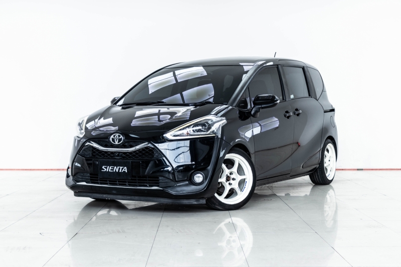 2019 TOYOTA SIENTA 1.5 V