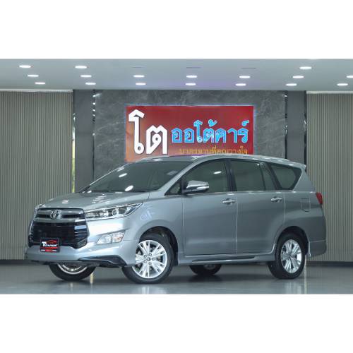 2017 TOYOTA INNOVA 2.8 V
