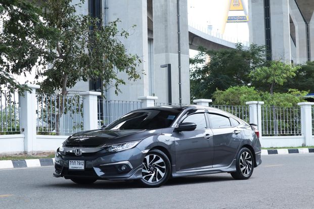 2017 HONDA CIVIC 1.8 EL