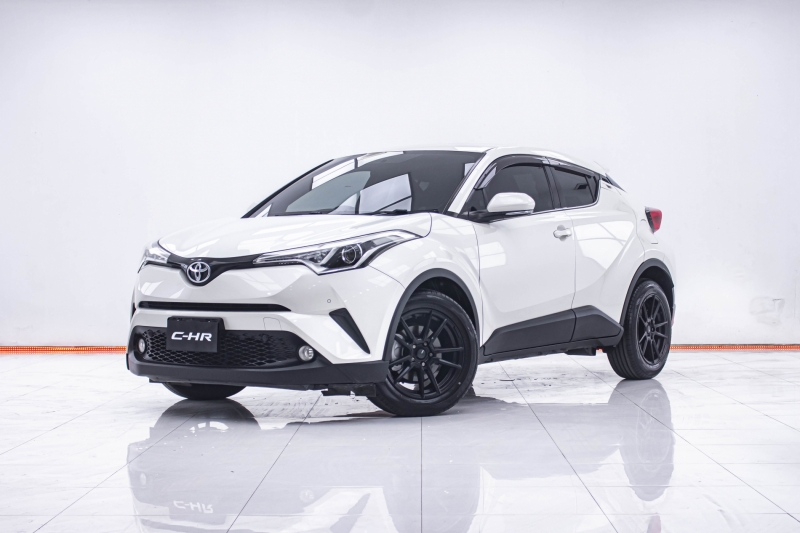 2018 TOYOTA C-HR  1.8 MID
