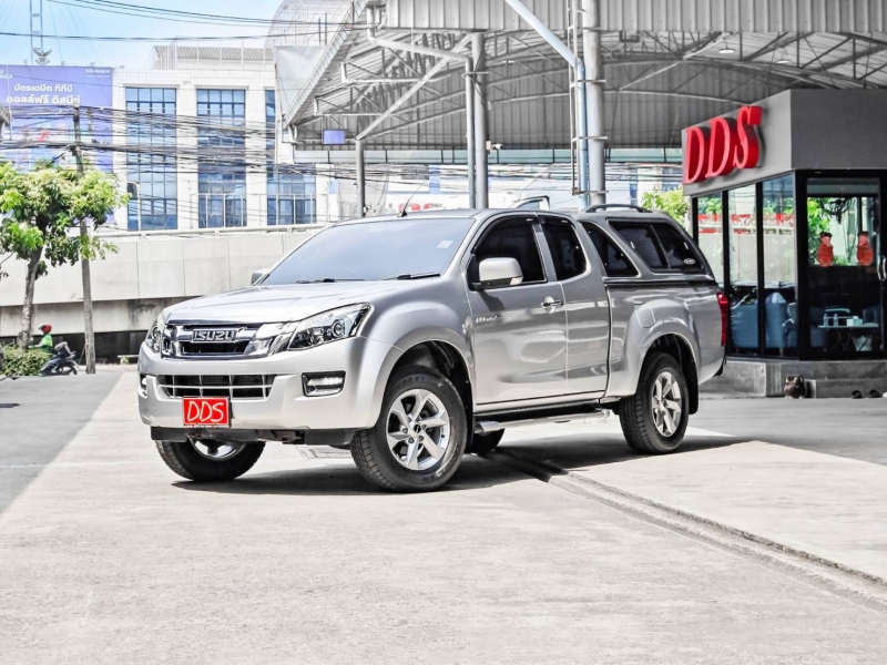 2015 ISUZU D-MAX โฉมสอง (12-19) Hi-Lander Space Cab 2.5 L