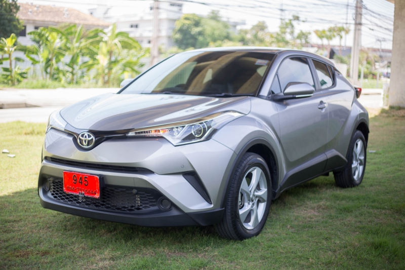 2018 TOYOTA C-HR  1.8 ENTRY