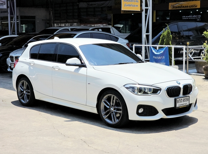 2016 BMW SERIES 1 118i