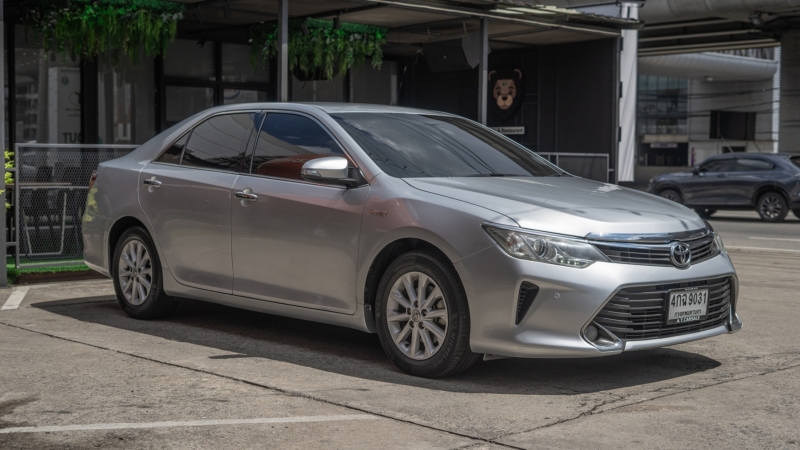 2015 TOYOTA CAMRY 2.0 G