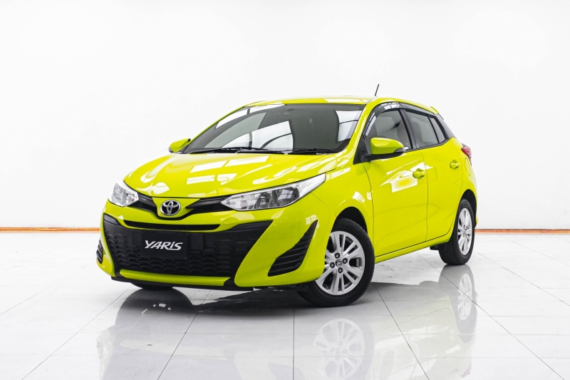 2025 TOYOTA YARIS 1.2 E